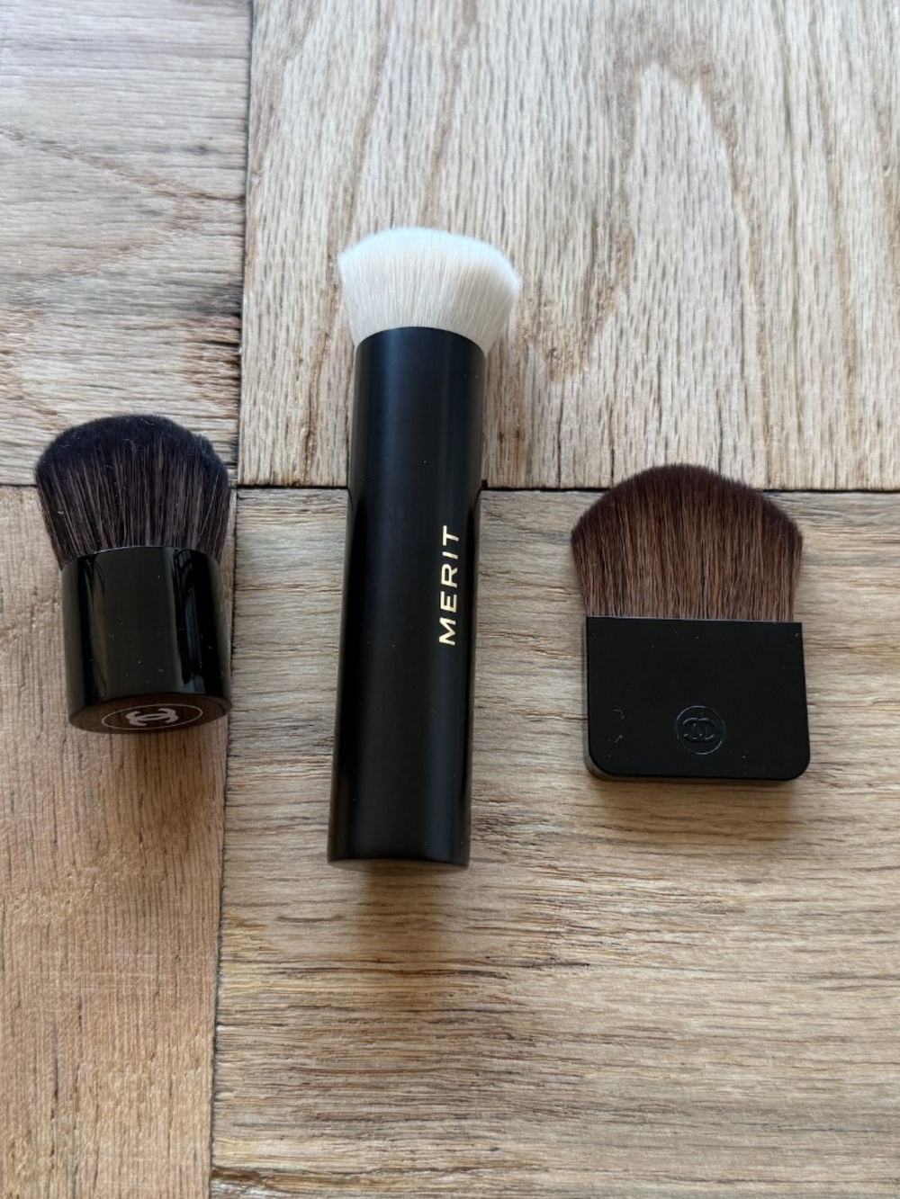 NEW Chanel & Merit Kabuki brush (free half-moon Chanel brush)